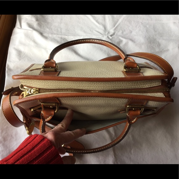 Dooney & Bourke AWL Handbag Shoulder Crossbody Bag Vanilla/British Tan - Picture 12 of 16